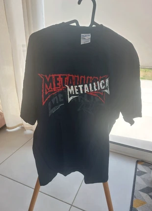 Tee-shirt Metallica - taille L, marke: Gildan, zustand: Sehr gut, größe: L, 10,00 €, 11,20 € inklusive Vinted-Käuferschutz