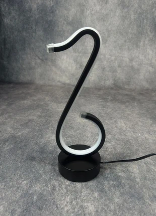 Lampe de chevet design spirale Led - moderne & déco, staat: Heel goed, € 10,00, € 11,20 inclusief Kopersbescherming Pro