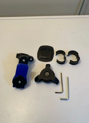 Support téléphone bleu type QuadLock, marca: moto, estado: Muy bueno, 14,00 €, 15,40 € Protección al comprador incluida