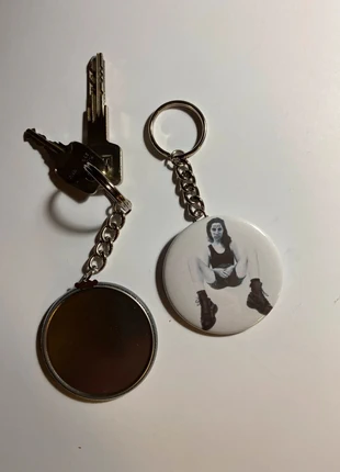 PJ Harvey - Porte-clefs collector, zustand: Sehr gut, 7,50 €, 8,58 € inklusive Vinted-Käuferschutz