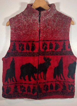Vintage Red & Black Fleece Gilet | Animal Forest Print | Cozy 90s Outdoor Vest Medium, condition: Very good, size: M / UK 12-14, £17.00, £18.55 includes Buyer Protection