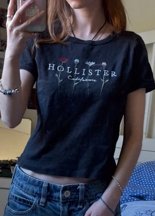 black hollister floral embroidered top, brand: Hollister, condition: Very good, size: XS / 34 / 6, €5.00, €5.95 includes Buyer Protection