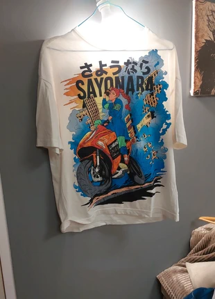 T-shirt anime, brand: Bershka, condition: Very good, size: S, €7.00, €8.05 includes Buyer Protection