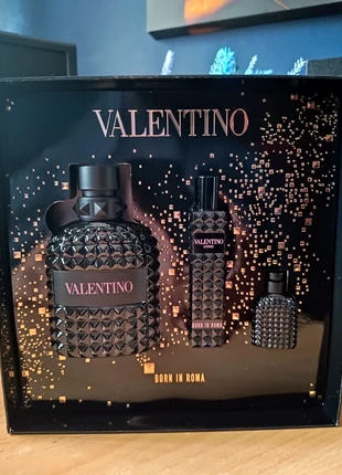 Valentino Born In Roma EDT 100ml 15m 4ml Set Elegant, brand: Valentino, condition: New with tags, £79.99, £84.69 includes Buyer Protection