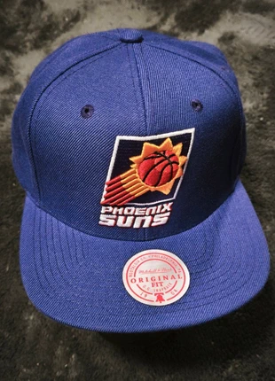 Cap y2k lila, merk: Mitchell & Ness, staat: Nieuw met prijskaartje, maat: 58, € 15,00, € 16,45 inclusief Kopersbescherming