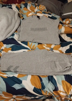 Ensemble jogging Hummel taille m pas très grand, marca: Hummel, estado: Muito bom, tamanho: M, €20.00, €21.70 inclui Proteção do Comprador