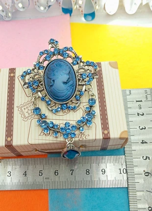 Broche, merk: zito.fr, staat: Heel goed, € 5,00, € 5,95 inclusief Kopersbescherming Pro