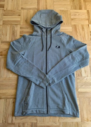 Sweat à capuche / hoodie zippé gris Nike taille S, brand: Nike, condizioni: Ottime, taglia: S, €20.00, €21.70 include la Protezione acquisti