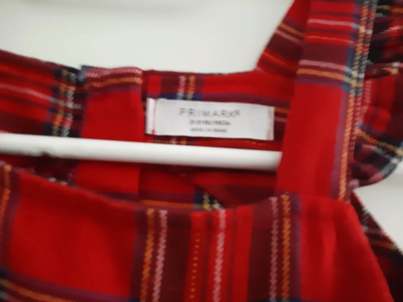 Robe tissu écossais rouge Primark 3 ans - photo numéro 3