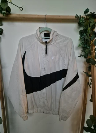 Vintage Nike Windbreaker / Track Jacket – Oversized Fit – Wit met Zwart Swoosh – Unisex, merk: Nike, staat: Heel goed, maat: S, € 22,00, € 23,80 inclusief Kopersbescherming Pro