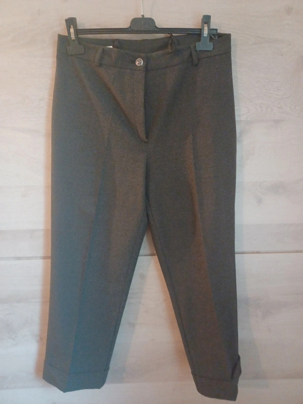 Pantalon gris foncé très chic taille 42 steilmann