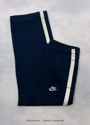 Parachute Pant Nike y2k Brodé Large Jogging Baggy Hip Hop Oversize - S /469B, marke: Nike, zustand: Sehr gut, größe: S / 36 / 8, 29,00 €, 31,15 € beinhaltet Vinted-Käuferschutz Pro