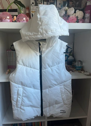 Doudoune sans manches, marque: Kiabi, état: Très bon état, taille: XXS / 32 / 4, 8,00 €, 9,10 € Protection acheteurs incluse