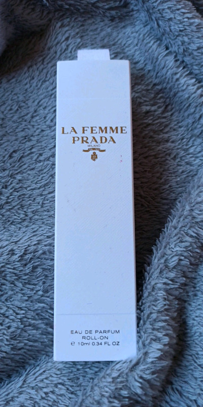 La Femme. Prada. Roll-on, 10ml. Travel size. | Vinted