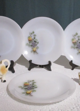 4 assiettes plates marque Arcopal vintage, motif fruits 1960, marca: Arcopal, estado: Muy bueno, 8,00 €, 9,10 € Protección al comprador incluida