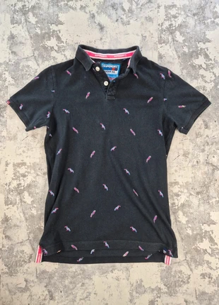 Polo SuperDry taille M noir avec toucans brodé 100%coton excellent état, marca: Superdry, estado: Muito bom, tamanho: M, €24.00, €25.90 inclui Proteção do Comprador