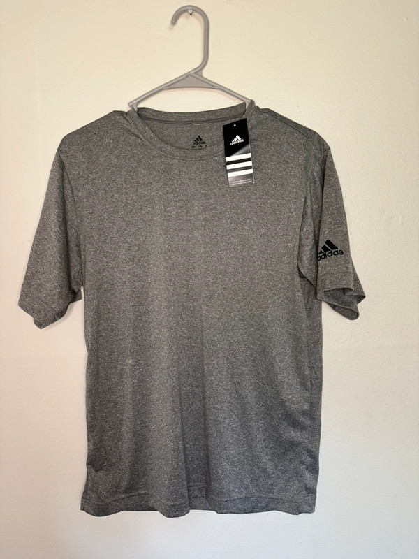 NWT Men’s Adidas Grey Shirt Size XS 1