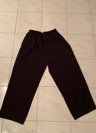 Pantalone con molla, condizioni: Nuovo senza cartellino, taglia: XXL / IT 48 / EU 44, €5.00, €5.95 include la Protezione acquisti