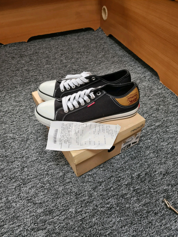 Levis converse sale