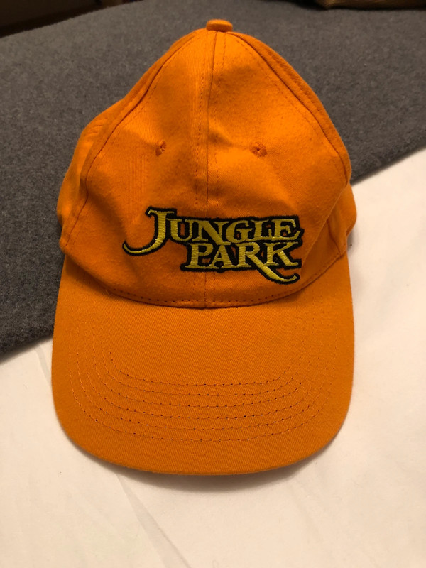 Jungle Park skip hat