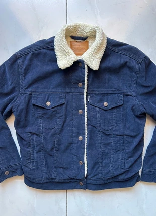 Casaco Levi’s Sherpa Mulher, marca: Levi's, estado: Muito bom, tamanho: S / 36 / 8, €32.50, €34.83 inclui Proteção do Comprador