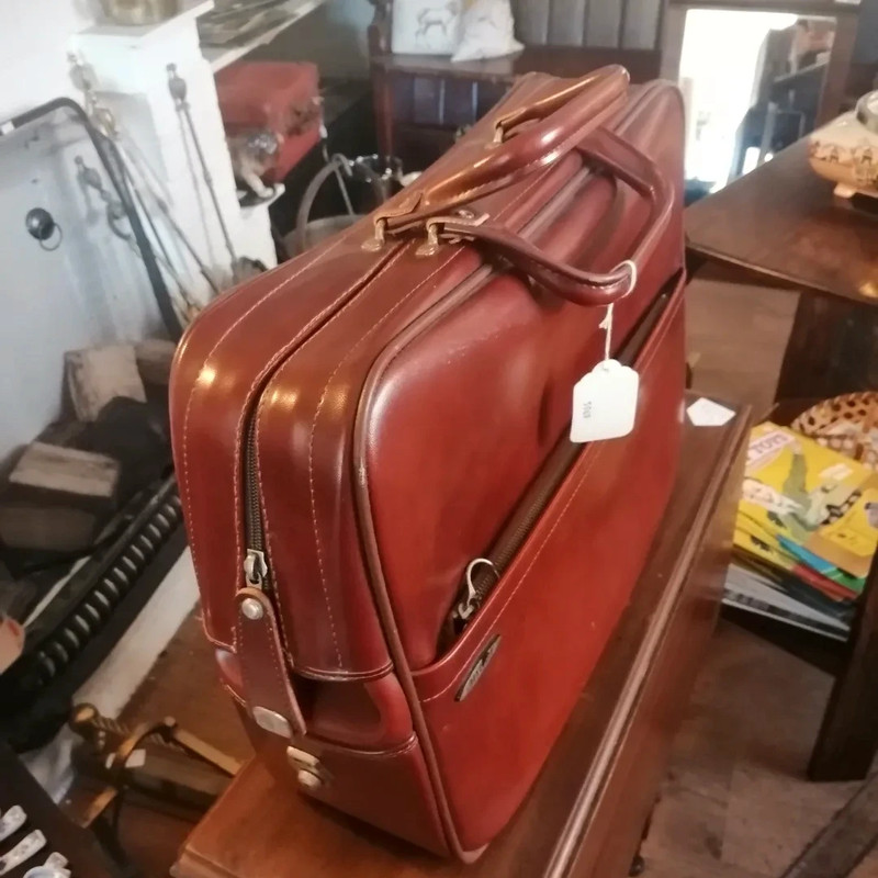 Antler luggage bag Vinted