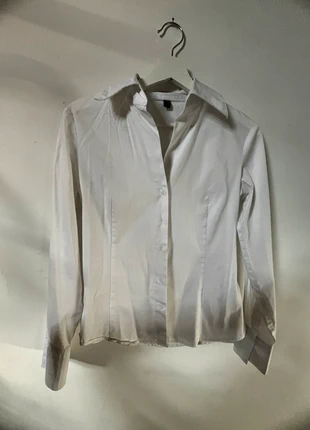 Aansluitend hemd, merk: Esprit, staat: Heel goed, maat: M / 38 / 10, € 10,00, € 11,20 inclusief Kopersbescherming