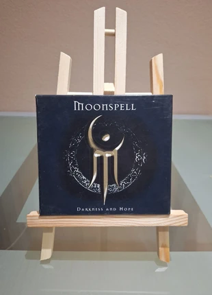 Moonspell - Darkness and Hope (Box Set Limited Edition), état: Bon état, 9,50 €, 10,68 € Protection acheteurs incluse