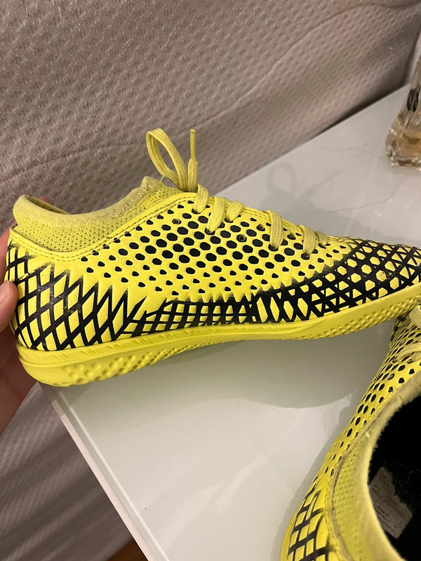 Puma FuBballschuhe in neon gelb Vinted