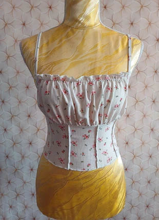 Crop top fleurie, marca: Shein, estado: Muy bueno, tamaño: S / 36 / 8, 3,49 €, 4,36 € Protección al comprador Pro incluida