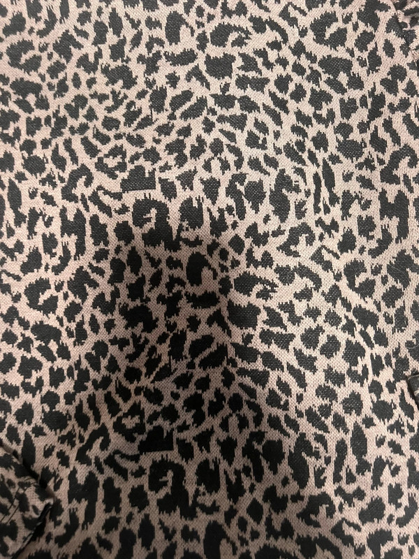 Leopard print puff sleeve top 4