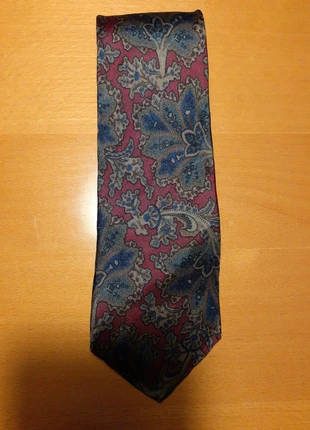 Cravatta vintage disegno paisley, brand: Paisley, condizioni: Ottime, €4.50, €5.43 include la Protezione acquisti