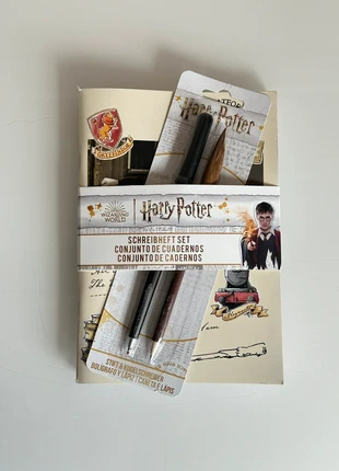 NEU 4tlg. Harry Potter Schreibset & Notizbücher liniert Nimbus 2000, merk: Harry Potter, staat: Nieuw met prijskaartje, € 9,00, € 10,15 inclusief Kopersbescherming