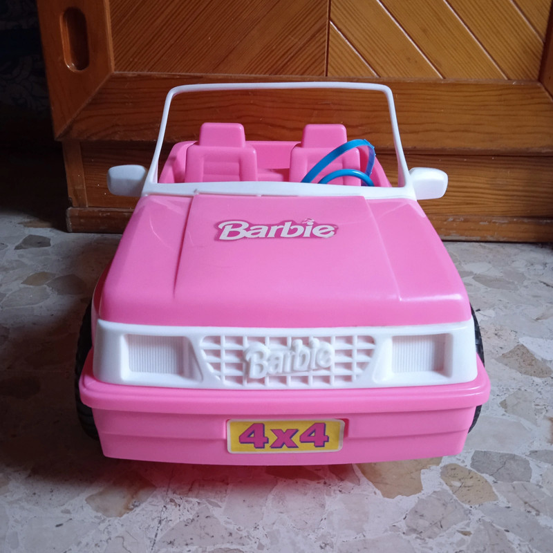 Inodoro Silicio estoy feliz Coche Barbie 4x4 1994 rosa - Vinted