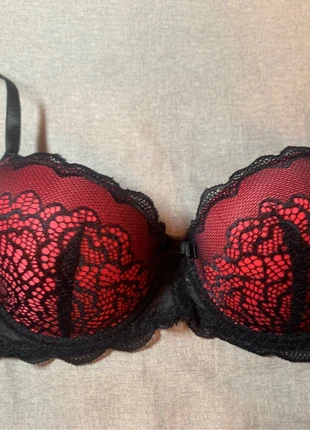 Soutient gorge Manoukian noir et rouge taille 85C neuf avec étiquette, marque: Manoukian, état: Neuf avec étiquette, taille: 85C, 15,00 €, 16,45 € Protection acheteurs incluse