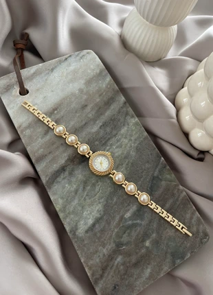 Montre pour femme vintage, brand: Vintage Dressing, condition: Very good, size: One size, €10.00, €11.20 includes Buyer Protection