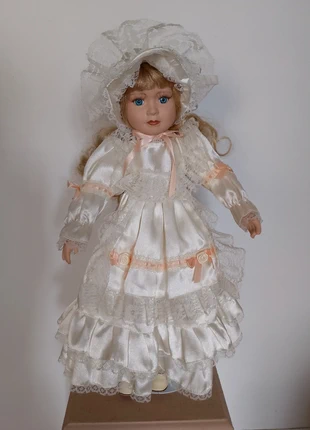 Jolie poupée de porcelaine ancienne du site quelle des années 70 ferme en 2011😊, brand: Quelle, condition: Good, size: One size, €12.00, €13.30 includes Buyer Protection Pro