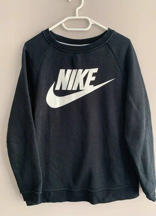 Sweat noir Nike, marque: Nike, état: Très bon état, taille: S, 12,00 €, 13,30 € Protection acheteurs incluse
