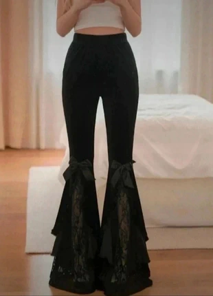 Pentalon patdef gothic avec dentelle noire taille M38 style vintage Y2K, merk: la Gothique, staat: Heel goed, maat: M / 38 / 10, € 34,90, € 37,35 inclusief Kopersbescherming