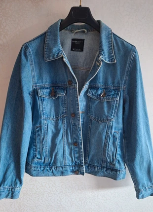 Denim Jacket Berhska, marque: Bershka, état: Très bon état, taille: M, 15,00 €, 16,45 € Protection acheteurs incluse