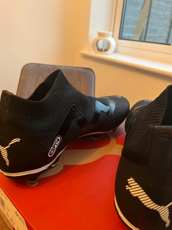 Puma evoknit football boots sales