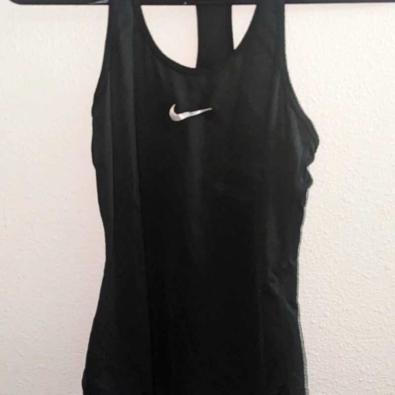 Nike women's black tank top size x small, Nike zonal cooling, dri- fit, racerback tank top, 1