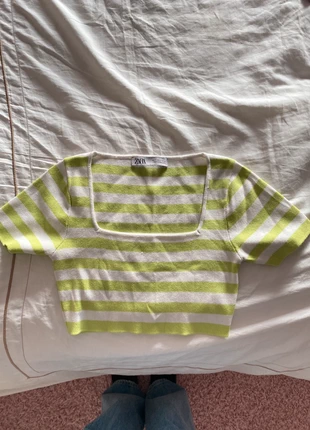 Zara green & white stripe top, marke: Zara, zustand: Sehr gut, größe: S / 36 / 8, 2,00 €, 2,80 € inklusive Vinted-Käuferschutz