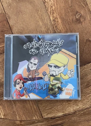 Le rap français fait le mur , zustand: Sehr gut, 5,00 €, 5,95 € inklusive Vinted-Käuferschutz
