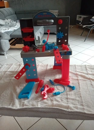 Établi de mecanique en plastique, brand: Ecoiffier, condizioni: Ottime, taglia: 24-36 mesi / 92 cm, €5.00, €5.95 include la Protezione acquisti