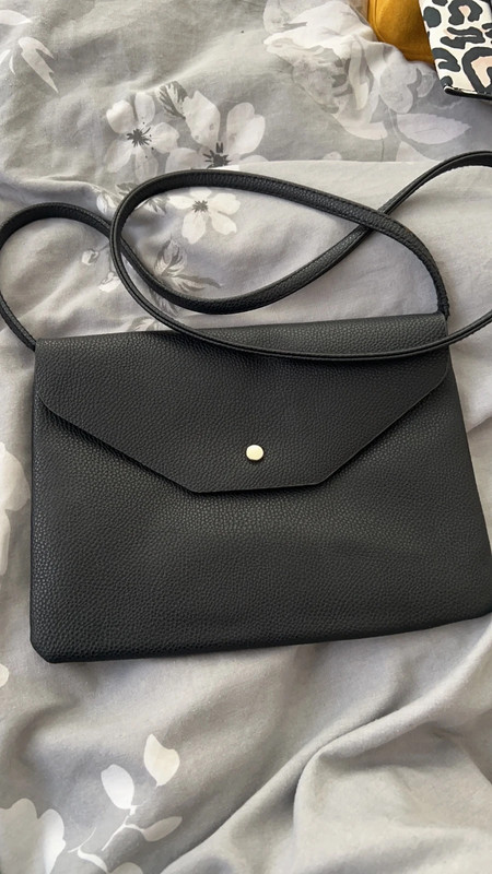 Womens black handbag new look - Vinted