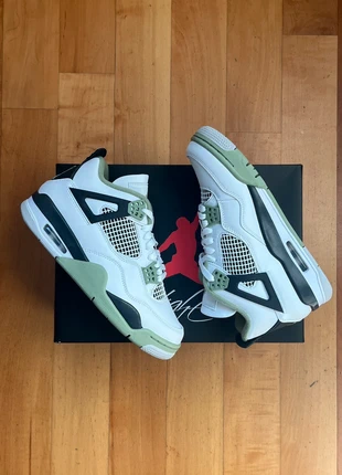 Jordan 4 Seafom, brand: Jordan, condizioni: Nuovo con cartellino, taglia: 40, €320.00, €336.70 include la Protezione acquisti