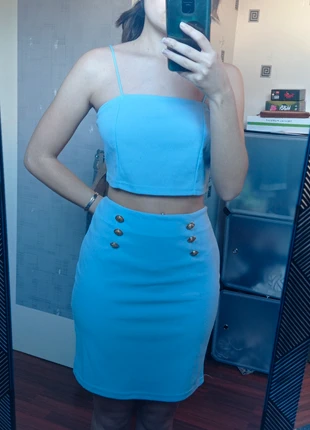 Ensemble bleu clair haut et jupe, merk: Shein, staat: Nieuw zonder prijskaartje, maat: S / 36 / 8, € 2,00, € 2,80 inclusief Kopersbescherming
