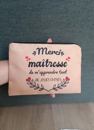 Cadeau maîtresse - trousse à maquillage neuve sous blister, brand: pas de marque, condition: New with tags, €6.50, €7.53 includes Buyer Protection