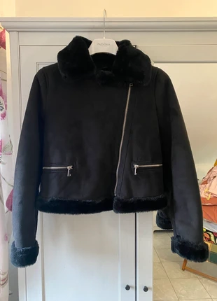 Cappotto corto da aviatore nero Pull&Bear, marque: Pull & Bear, état: Très bon état, taille: S / 36 / 8, 18,00 €, 19,60 € Protection acheteurs incluse